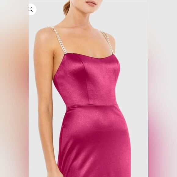 Mac Duggal 12428 Pink Charmeuse Rhinestone Strap Trumpet Gown NWOT size 6 - Picture 3 of 7